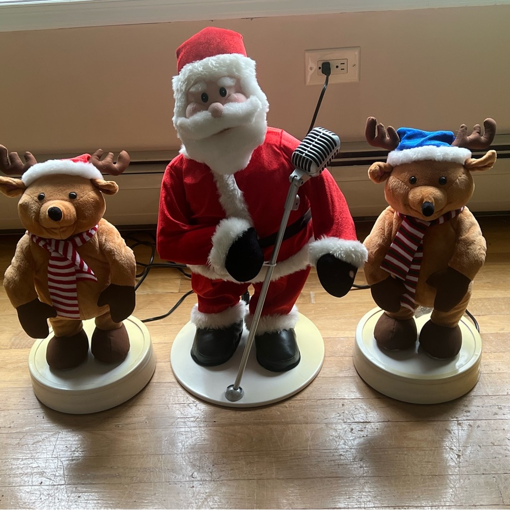 Vintage singing santa trio decoration